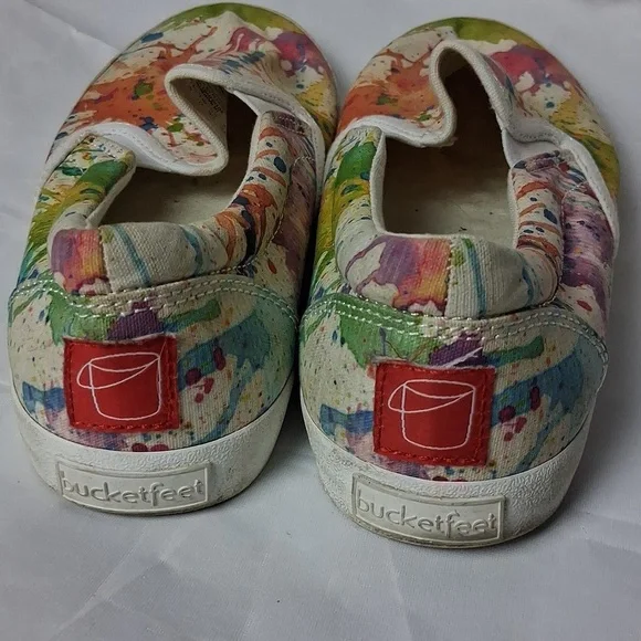 Bucketfeet Womens Size 8 slip on sneaker - Picture 2 of 5
